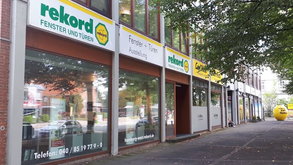 rekord Fenster + Türen Haustür Ausstellung Hamburg