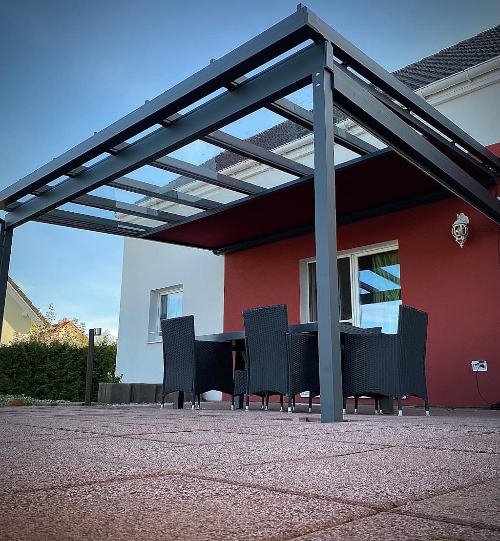 schatten.pro | Terrassenüberdachungen - Markisen - Lamellendächer