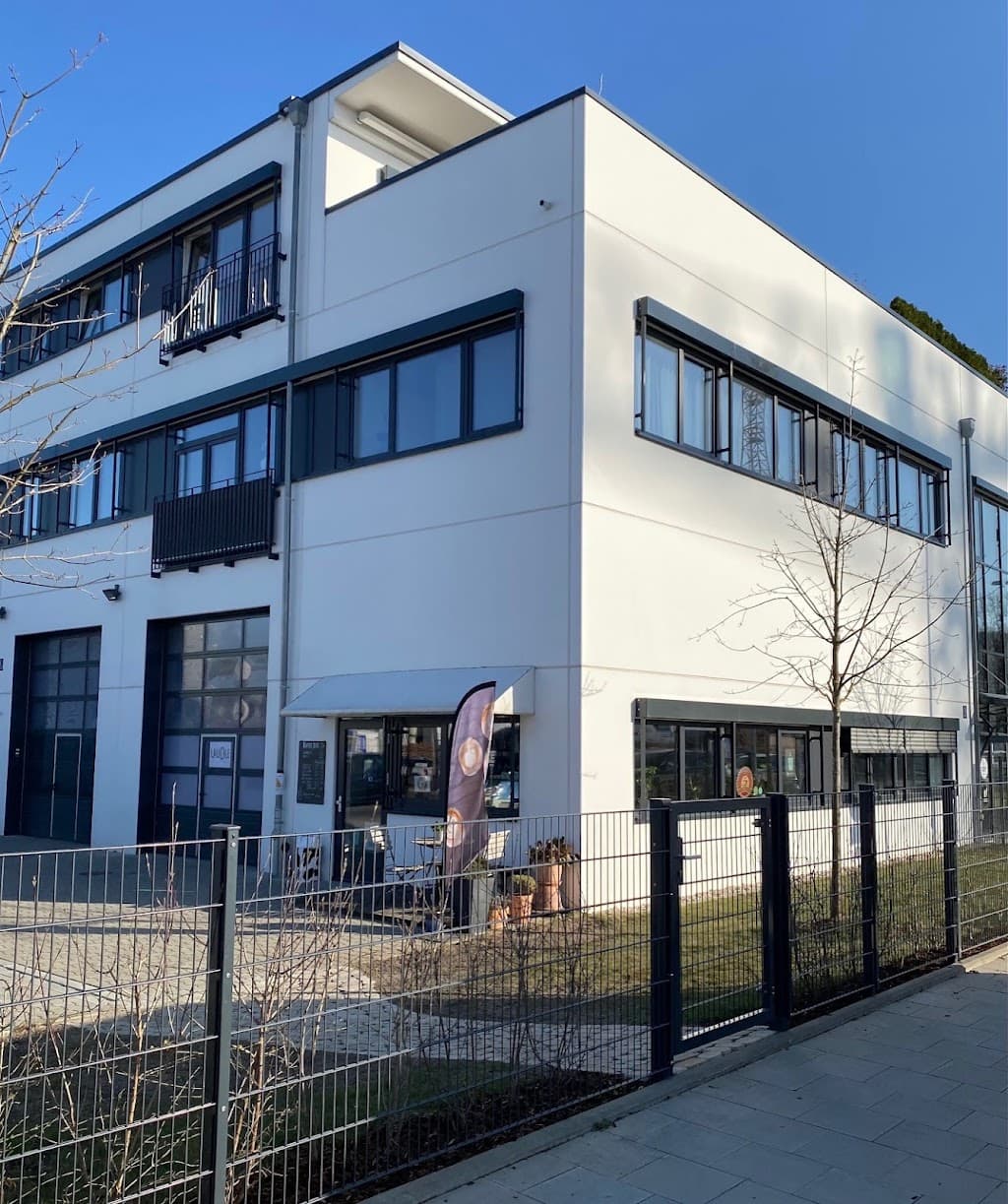 Mario Maierl GmbH München Markisen Lamellendach Sonnenschutz Jalousien Rollladen Rollo Reparatur