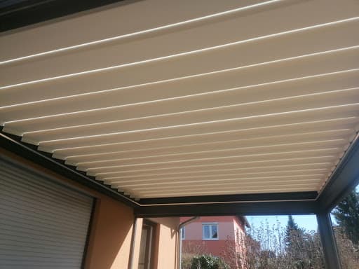 Schatteria Terrassenüberdachungen & Lamellendächer — Kundenfoto