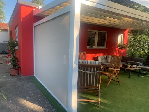 schatten.pro | Terrassenüberdachungen - Markisen - Lamellendächer — Kundenfoto