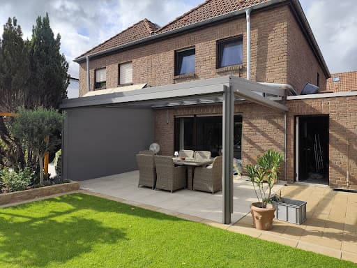 Terrassendach-Händler.de mit Showroom — Kundenfoto