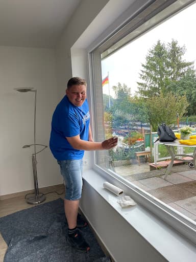 Bombelka Fenster, Türen und moderne Bauelemente — Kundenfoto