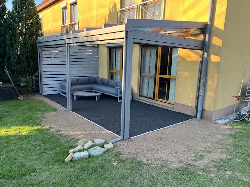 schatten.pro | Terrassenüberdachungen - Markisen - Lamellendächer — Kundenfoto