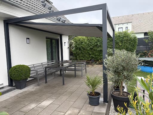 Schatteria Terrassenüberdachungen & Lamellendächer — Kundenfoto