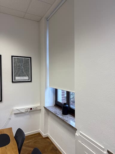 Tiefes Rollladen & Sonnenschutz — Kundenfoto