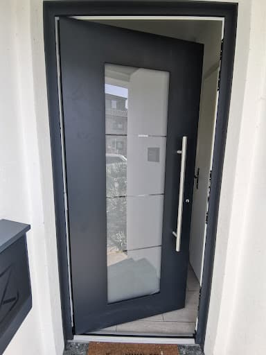 Rollladen & Fenster Hamiti — Kundenfoto