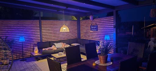 Rhein-Main Überdachungen Ausstellung - Terrassenüberdachungen, Kaltwintergärten, Carports und Markisen — Kundenfoto