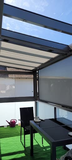 Rhein-Main Überdachungen Ausstellung - Terrassenüberdachungen, Kaltwintergärten, Carports und Markisen — Kundenfoto
