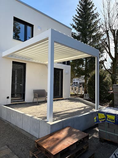 Schatteria Terrassenüberdachungen & Lamellendächer — Kundenfoto