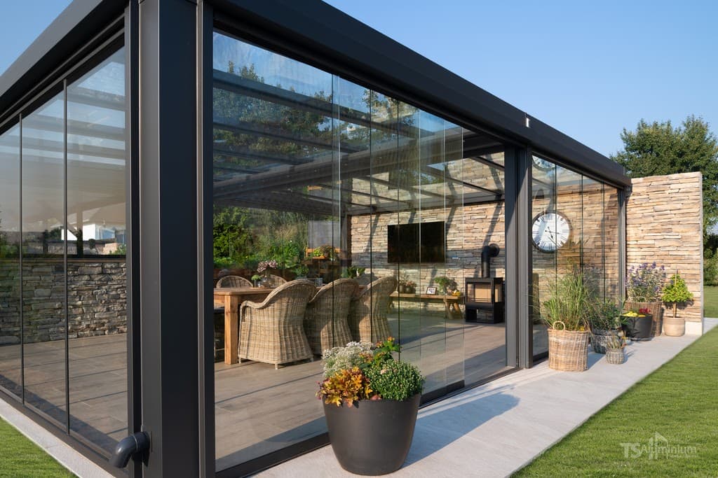 MConcept GmbH | Wintergarten, Terrassenüberdachung & Hausanbau